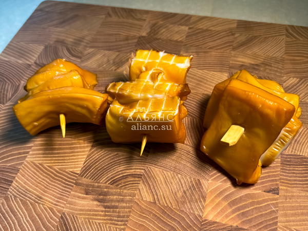 Шашлычок из кальмара х/к в Шахтах