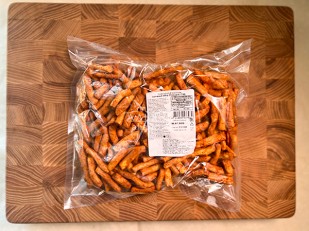 Снеки к пиву: Сыр копченый на ольхе с перцем 